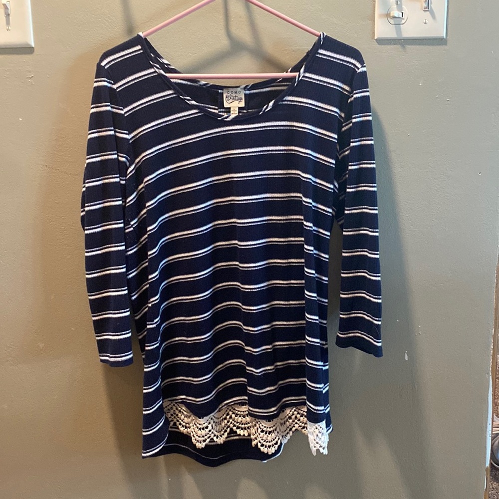 COMO Vintage blue with white stripes size L long sleeve tee